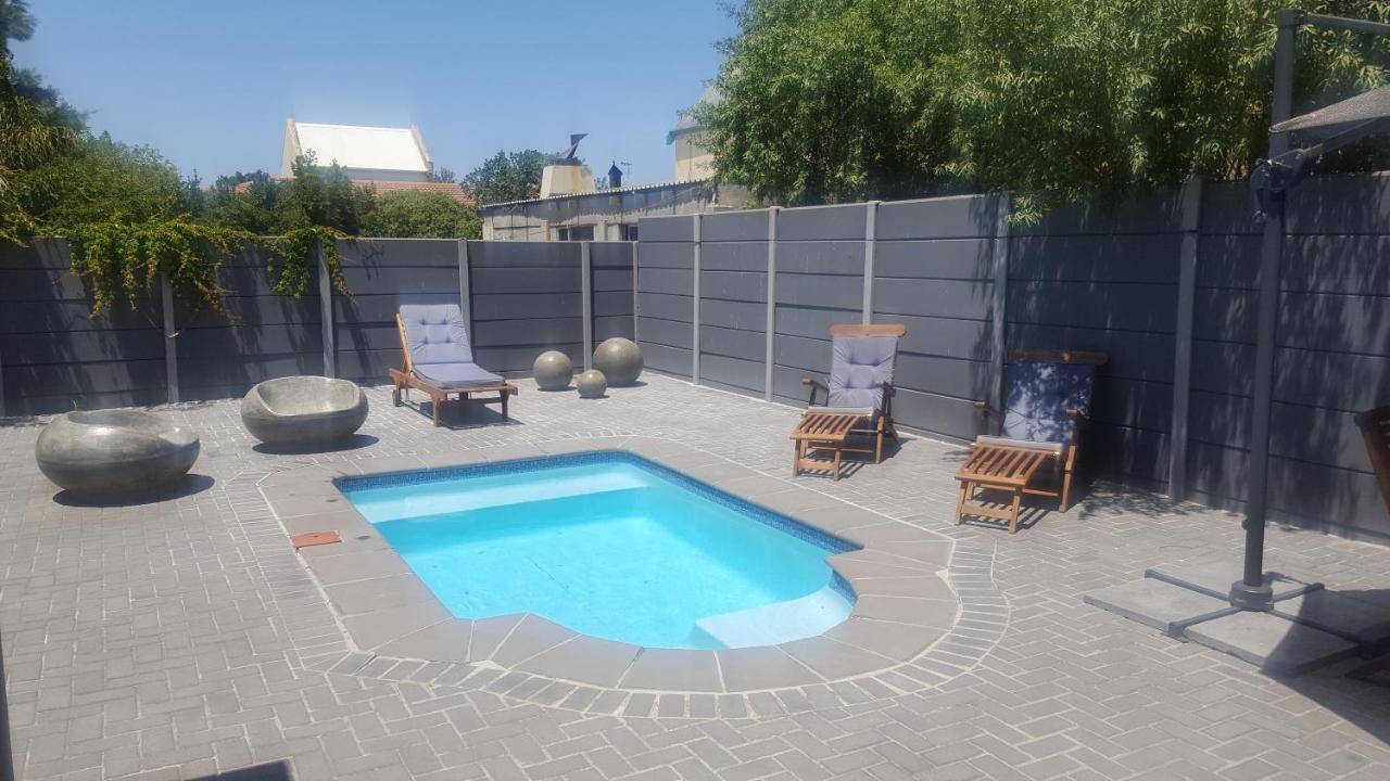 Hayley'S Place Cape Town Exterior photo